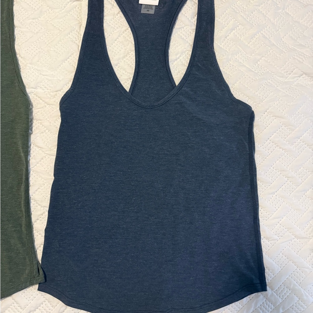 Set of 2 - Bombshell Sportswear Coverage Tank in Twilight Blue & Hunter Green XS - Picture 4 of 8